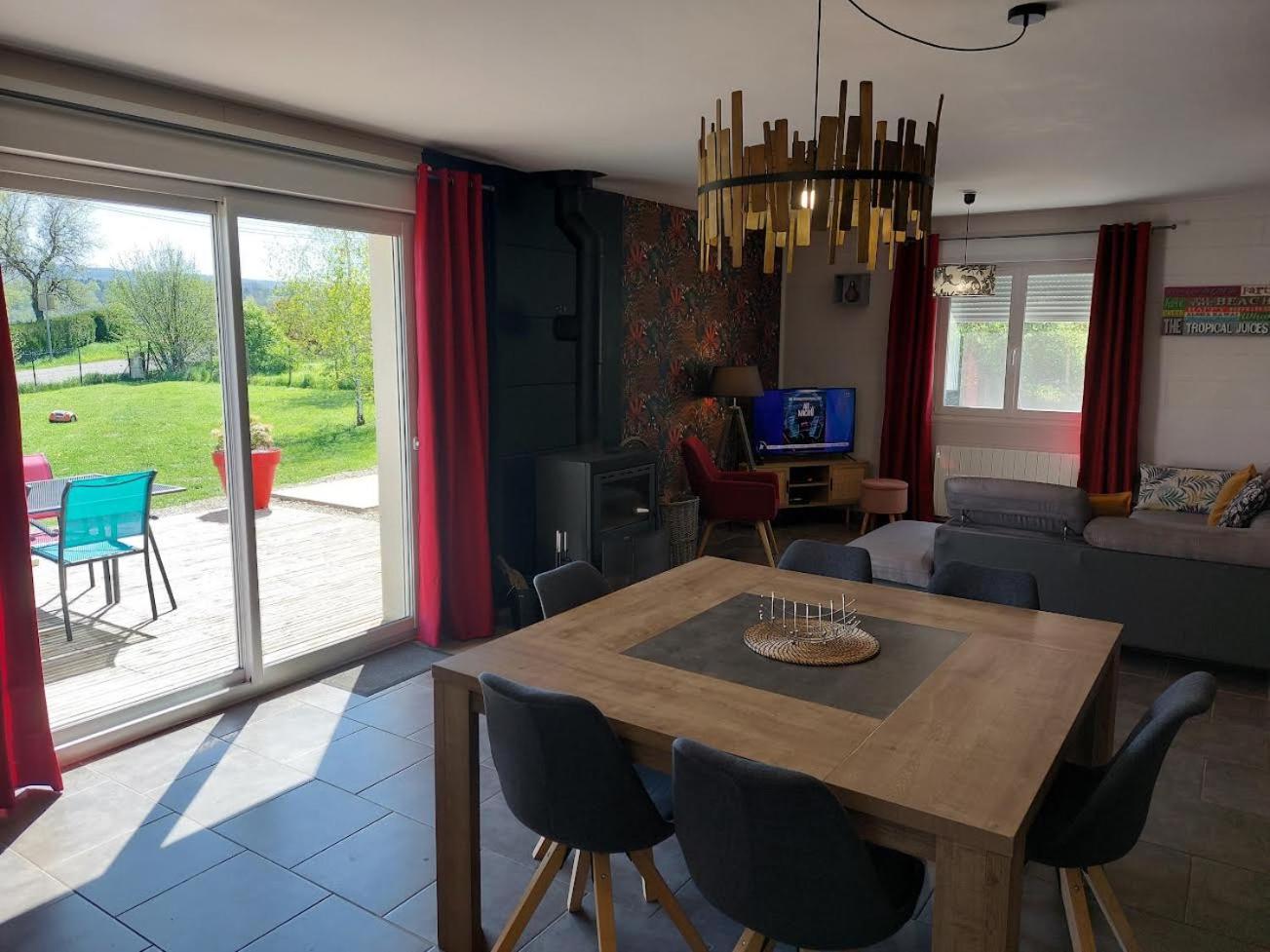 Entre Lacs Et Montagnes , Maison Individuelle,Lits Prepares, Parking Et Menage Inclus Baresia-sur-l'Ain Esterno foto