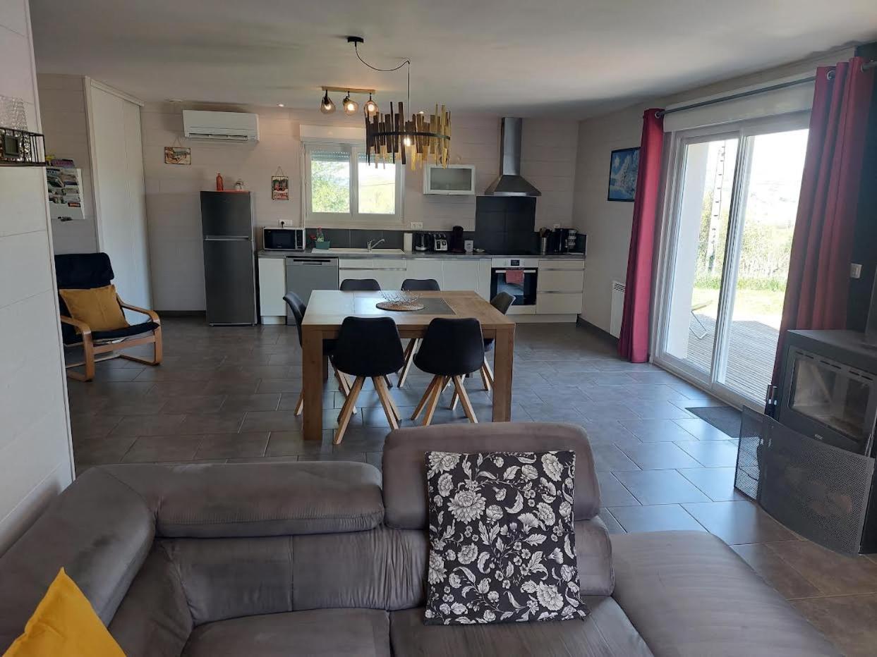 Entre Lacs Et Montagnes , Maison Individuelle,Lits Prepares, Parking Et Menage Inclus Baresia-sur-l'Ain Esterno foto
